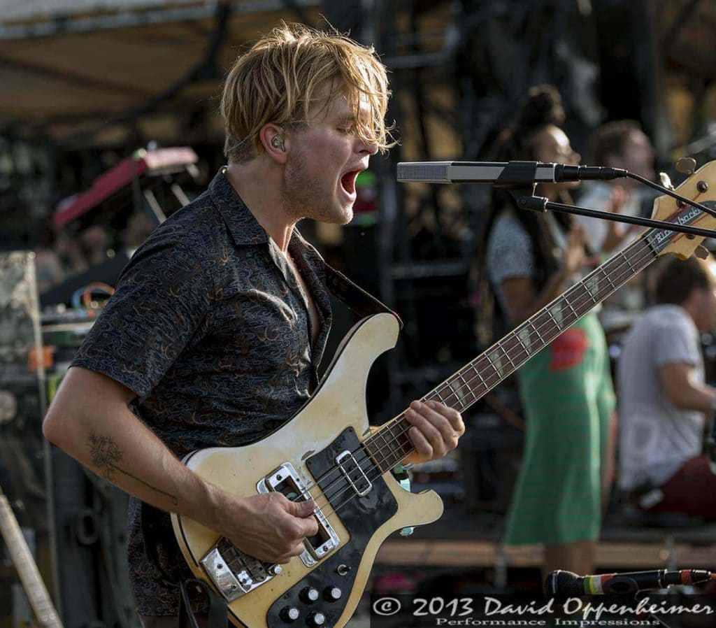 chris taylor singing live with grizzly bear