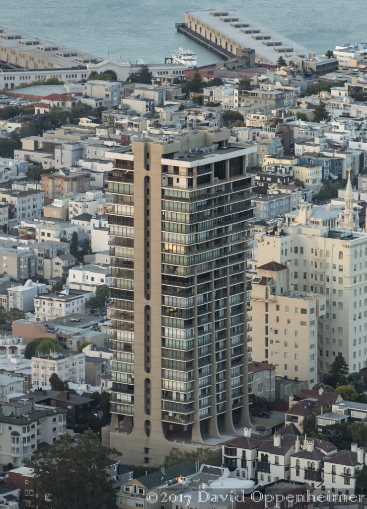 The Summit at 999 Green Street in San Francisco