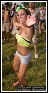 Bonnaroo Crowd Photos - Bonnaroo Girls, Crowds & More - 2010 Bonnaroo Music Festival Photos - © 2011 David Oppenheimer