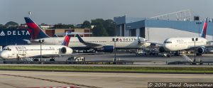 Delta Air Lines Jets at Hartsfield–Jackson Atlanta International Airport