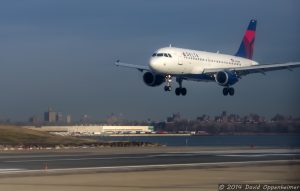 Delta Air Lines Jet Landing at LaGuardia Airport