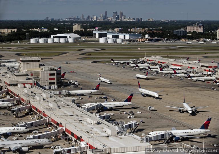 Delta Air Lines Jets at Hartsfield–Jackson Atlanta International Airport