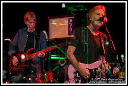 Furthur with Phil Lesh and Bob Weir Best Buy Theatre 3-10-2011