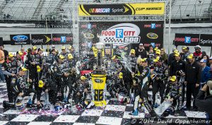 Kasey Kahne in Winner's Circle at Bristol Motor Speedway during NASCAR Sprint Cup Food City 500