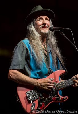 Patrick Simmons with The Doobie Brothers Patrick Simmons with The Doobie Brothers