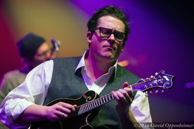 Ross Holmes with Ashes & Dust Ross Holmes with Ashes & Dust
