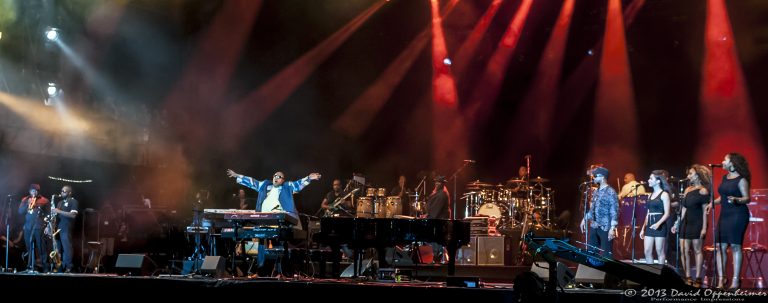 Stevie Wonder and Band