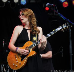 Susan Tedeschi with the Derek Trucks Band