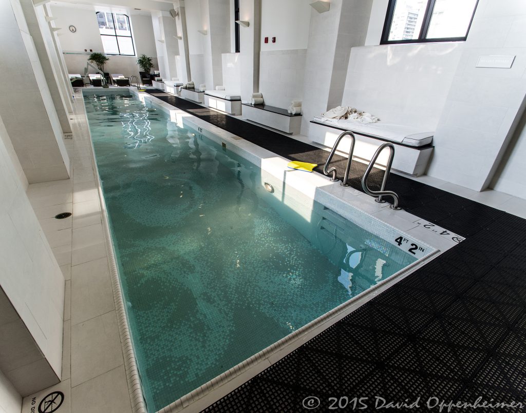 Waldorf Astoria Chicago Pool
