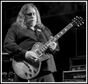 Warren Haynes Performing with Gov't Mule